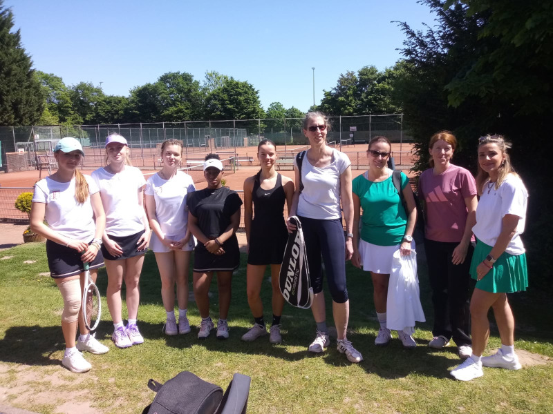 Erstes Spiel unserer offenen Damen Mannschaft